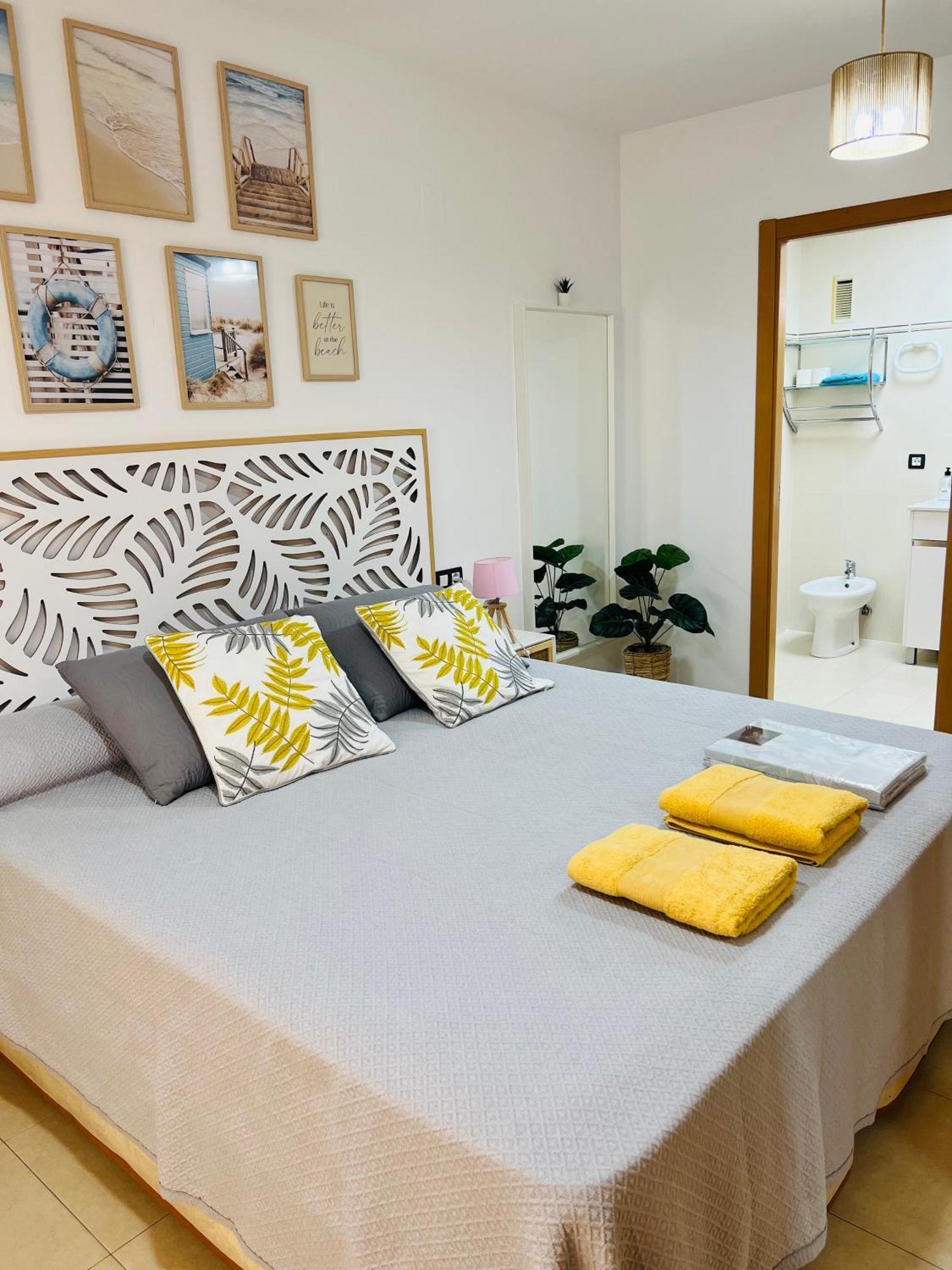 Apartamento Centro 3 Habitaciones Con Aire Acondicionado Y Wifi A 150M De La Playa Y Castillo Peñíscola Exterior foto